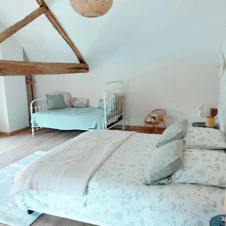 Holiday home De Charme Le Nid De L'envolee Champenoise Longpre-le-Sec