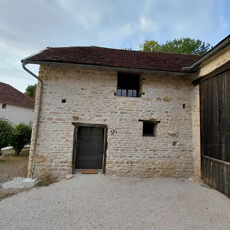 Holiday home De Charme Le Nid De L'envolee Champenoise *